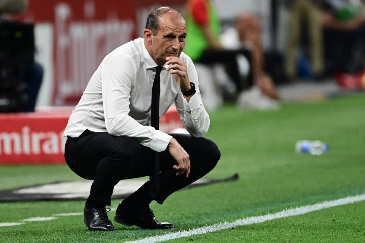 Zlatan Selamat, Allegri Tumbang! AC Milan Mulai Revolusi Besar untuk Musim Baru