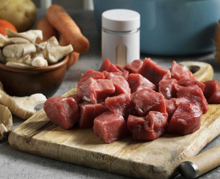Bukan Asal Bungkus! Begini Cara Simpan Daging Kurban Biar Tetap Higienis dan Awet