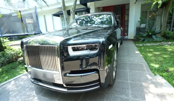 Lebih Mahal dari LCGC Baru, Intip Pajak Tahunan Rolls-Royce Phantom Raffi Ahmad