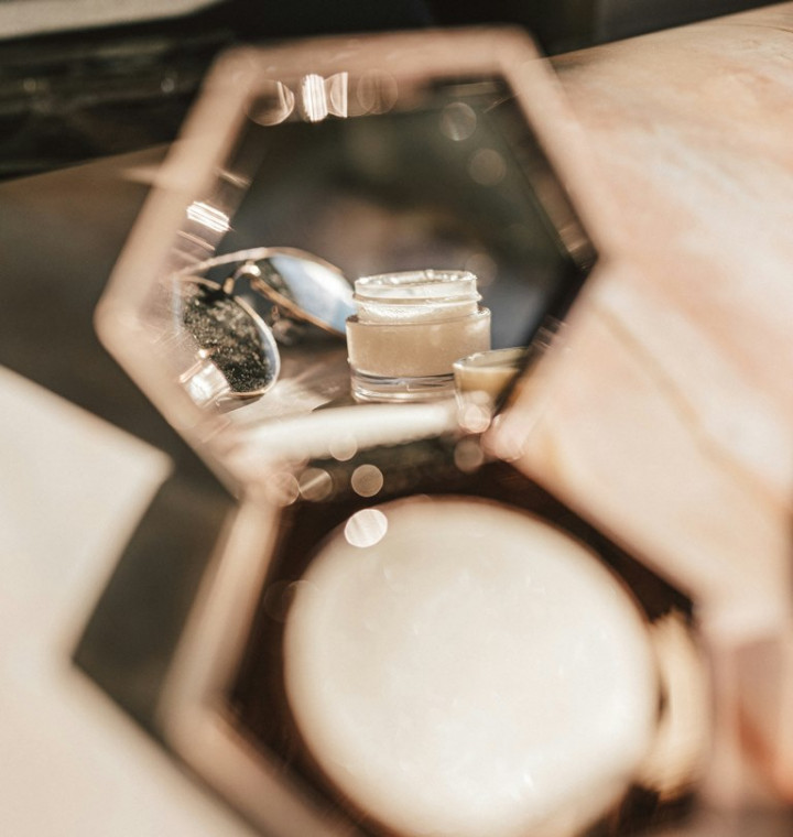 Borong 4 Complexion Makeup yang Cakep Jadi Fondasi Awal Saat Merias Wajah