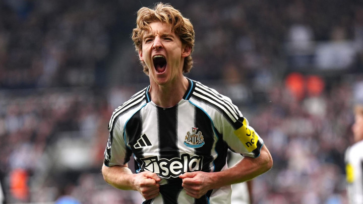 Barcelona Incar Anthony Gordon dari Newcastle, Harga Transfer Capai Rp1,6 Triliun
