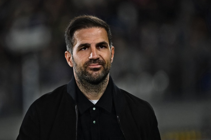Abaikan Ketertarikan Klub Lain, Fabregas Berniat Pimpin Como Musim Depan
