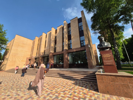 'Meretas' Moskow: Cerita Mahasiswa Indonesia Raih Beasiswa di Rusia Tanpa TOEFL dan IELTS