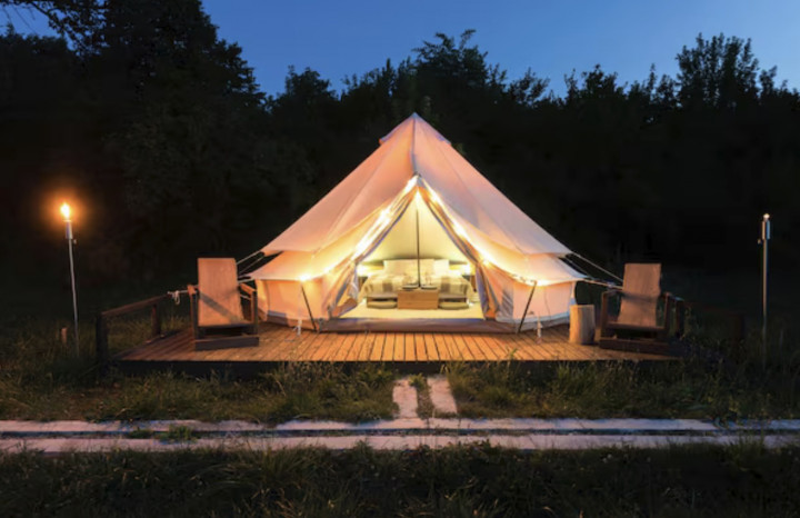 Menikmati Glamping dengan Aman, Ini Hal yang Perlu Diperhatikan Wisatawan