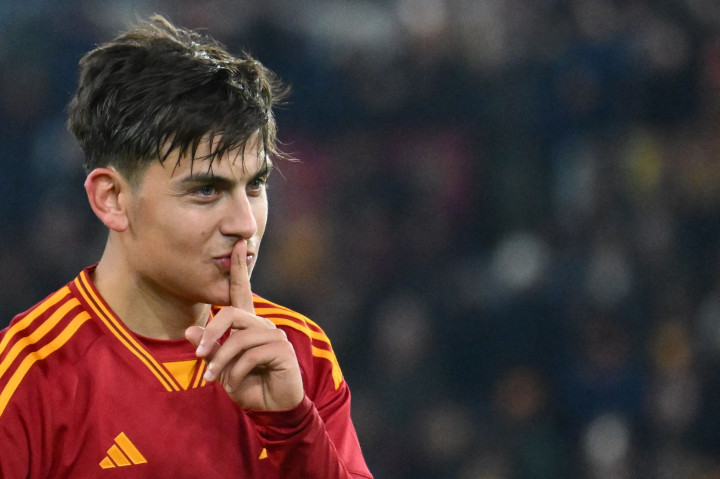 Demi Bertahan di AS Roma, Paulo Dybala Rela Potong Gaji Ekstrem hingga 60 Persen