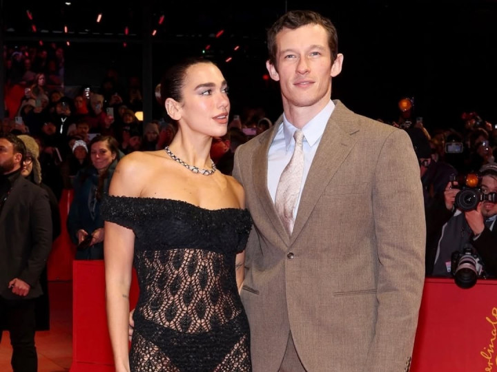 Profil Callum Turner, Aktor Inggris yang Resmi Menikah dengan Dua Lipa