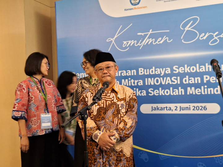 Beban Materi Dipangkas! Mendikdasmen Dorong Sekolah Kejar Kualitas