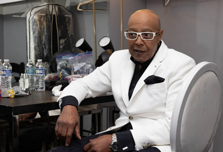 Peabo Bryson Penyanyi 'A Whole New World' Meninggal Dunia