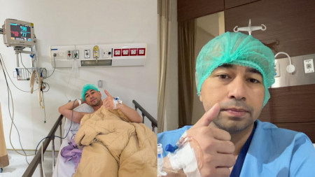 Raffi Ahmad Jalani Operasi, Unggah Foto dari Ranjang Rumah Sakit