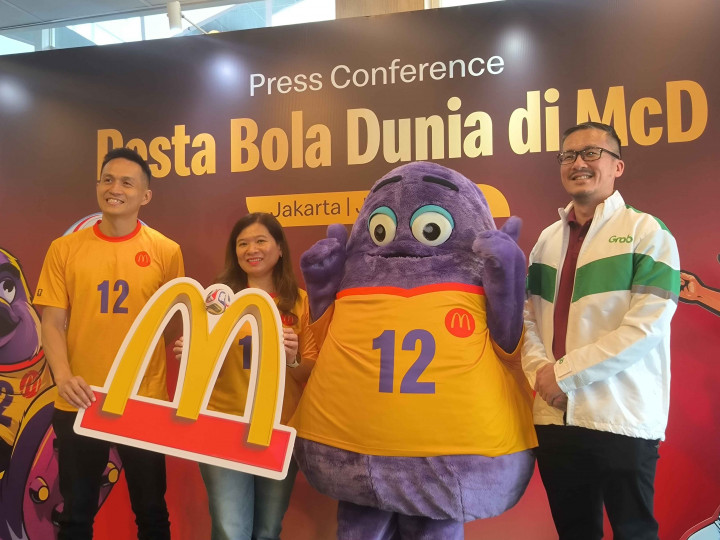 FIFA World Cup Goes to McD: Nobar Meriah dan Coaching Clinic Sepak Bola Hadir di McDonald’s Indonesia