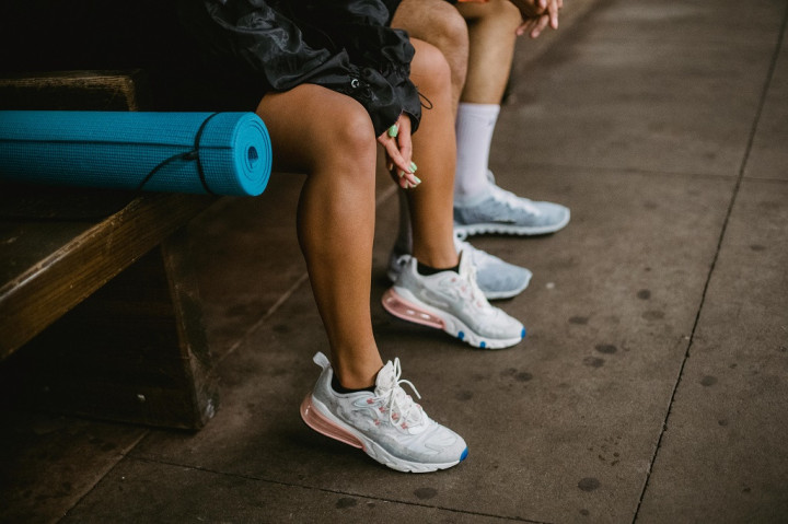 Sport Station Lagi Banjir Diskon! Deretan Sepatu Branded Ini Harganya Turun Gila-Gilaan