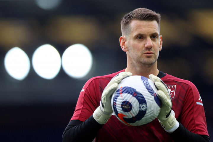 Usia Bukan Halangan, Tom Heaton Resmi Bertahan di Manchester United hingga 2027