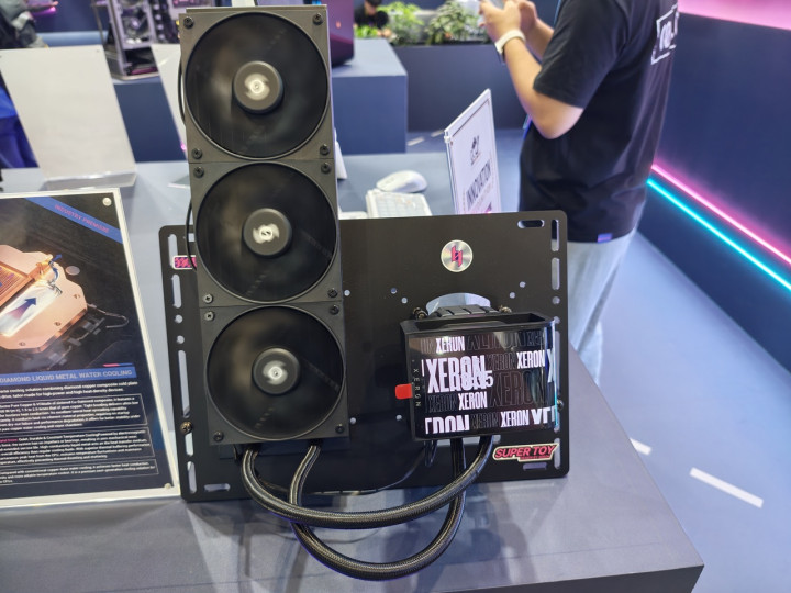 Debut, Xeron Bawa Casing Flagship dan Pendingin Liquid Metal