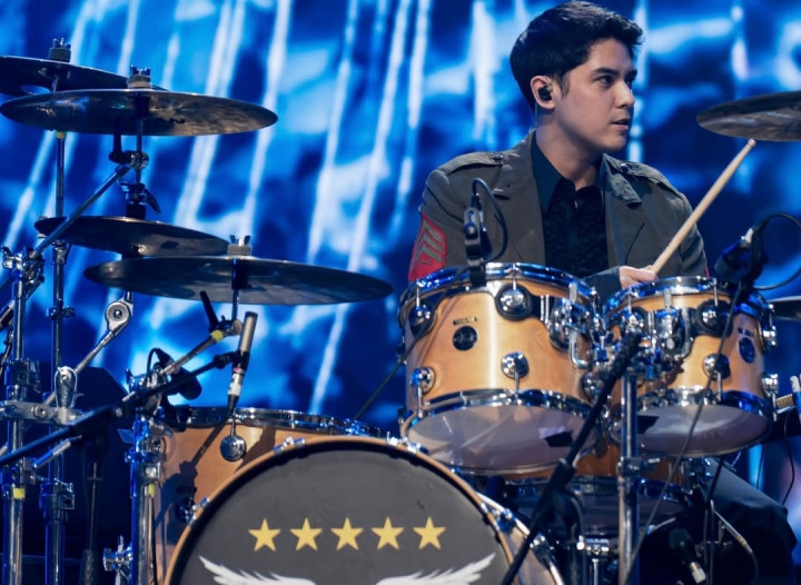 Al Ghazali Grogi Mendadak Gantikan Tyo Nugros di Konser Dewa 19 di Malaysia