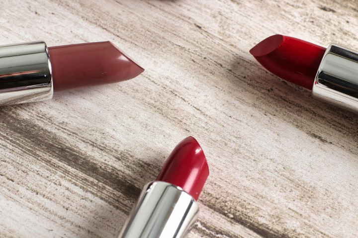 Shade Lipstik Wardah yang “Auto Masuk” di Banyak Skin Tone, Pantesan Viral Terus