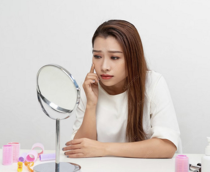 Top Berita Gaya: Alasan Remaja Gampang Jerawatan hingga Brow Gel