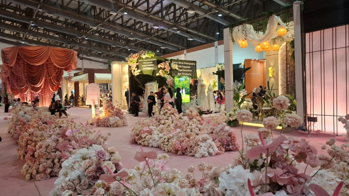 Bridestory Fair Kembali Digelar, Taman Bunga Imajinatif jadi Tren Pernikahan