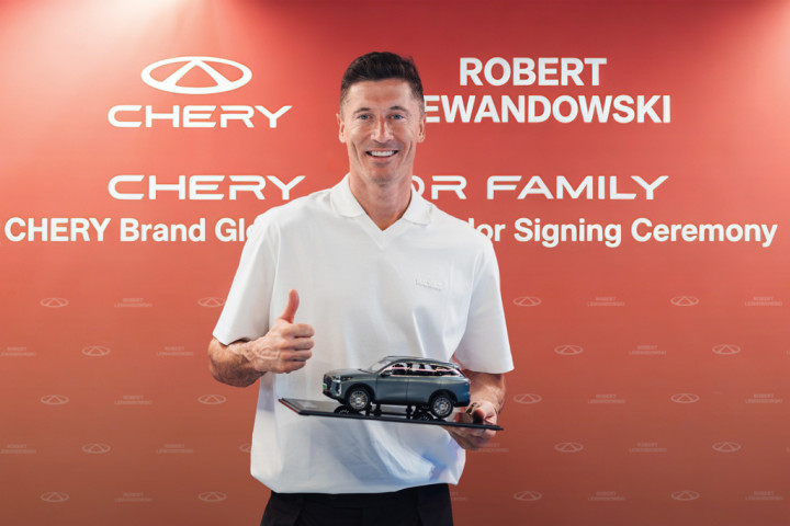 Robert Lewandowski Jadi Global Brand Ambassador Chery