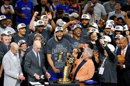Knicks Juara NBA 2026! Jalen Brunson Menggila dengan 45 Poin, Akhiri Kutukan 53 Tahun