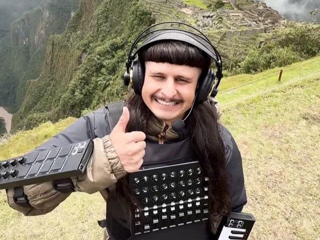 Musisi Oliver Tree Meninggal dalam Kecelakaan Helikopter di Brasil