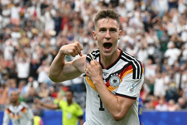 Abaikan Ketertarikan Madrid, Schlotterbeck Tegaskan Fokus dengan