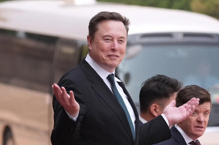 Elon Musk Jadi Triliuner Pertama Gegara SpaceX