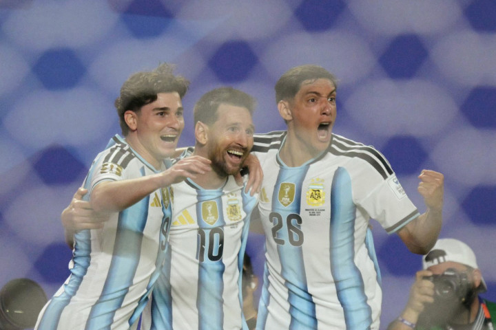 ​Argentina Pesta Gol, Messi Cetak Hattrick ke Gawang Aljazair