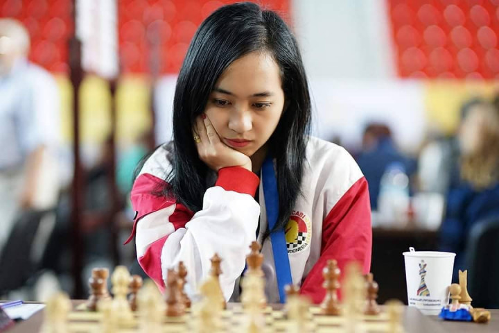 Bangga! Pecatur Indonesia Chelsie Monica Kalahkan Magnus Carlsen di Hong Kong