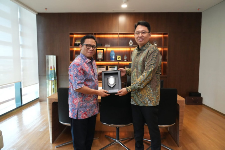 Tak Hanya Lindungi Karyawan, Jhonlin Group Juga Perluas Jaminan untuk Pekerja Rentan