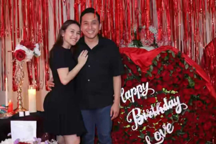 Go Public di Ultah ke-34, Ayu Ting Ting Tampil Mesra Bareng Kevin Gusnadi