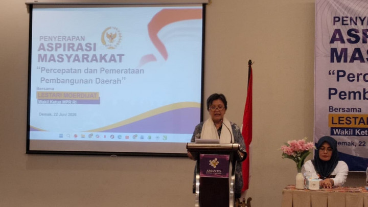 Lestari Moerdijat Dorong Penanganan Prioritas dan Menyeluruh Krisis Rob di Demak