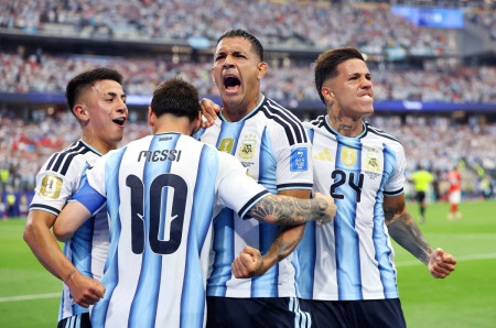 Hasil Piala Dunia 2026: Messi Pecahkan Rekor Dunia, Argentina Melaju ke Fase Gugur