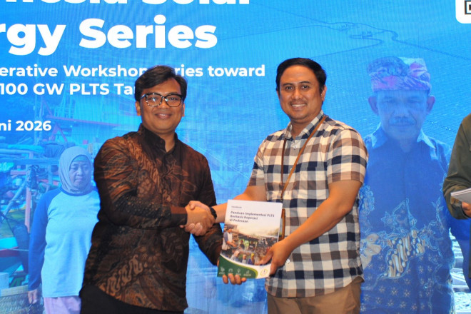 Kemenkop dan Rumah Energi kolaborasi untuk transisi energi berbasis komunitas. 