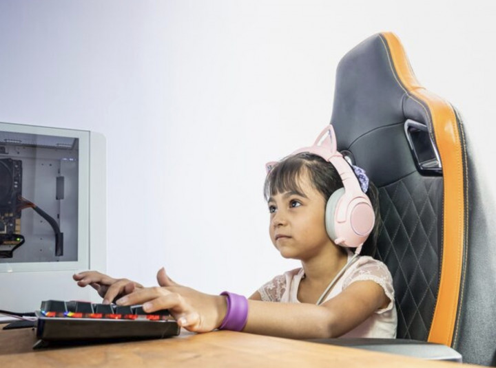 Anak Hobi Main Game Online? Ini 6 Cara Bikin Mereka Tetap Aman di Dunia Digital