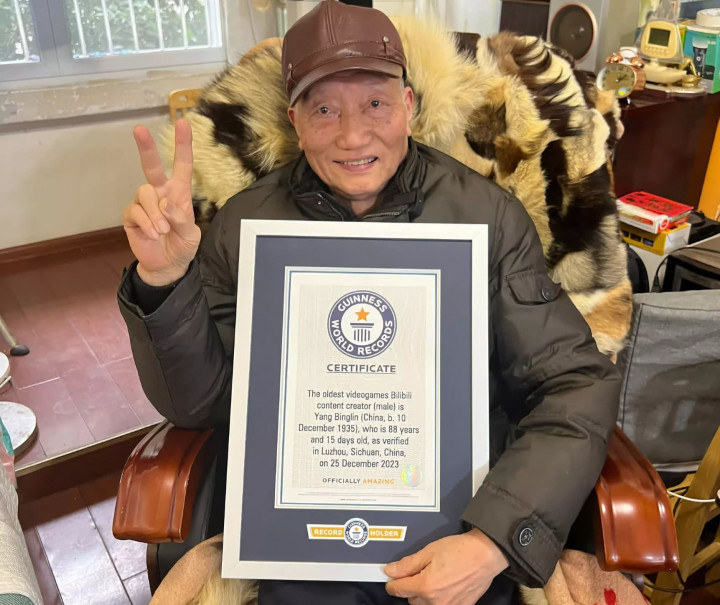 Kenalin Yang Binglin, Kakek Gamer 91 Tahun Asal China