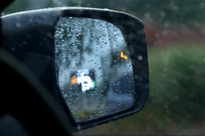 Cara Kerja Blind Spot Warning Mitsubishi, Bantu Kurangi Risiko Kecelakaan