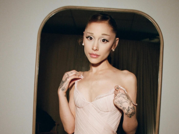 Ariana Grande Ubah Lirik Lagu 'thank u, next' untuk Ricky Alvarez, Isyarat Balikan?