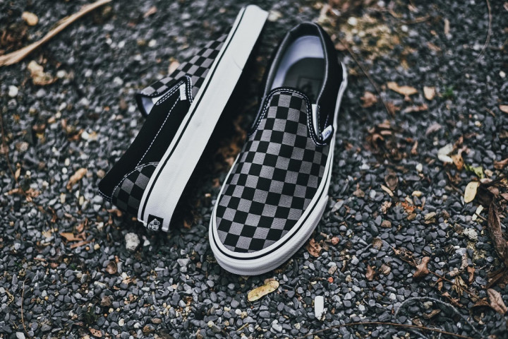 Anti Bungkuk, Anti Ribet! Sepatu Hands-Free yang Wajib Masuk Wishlist