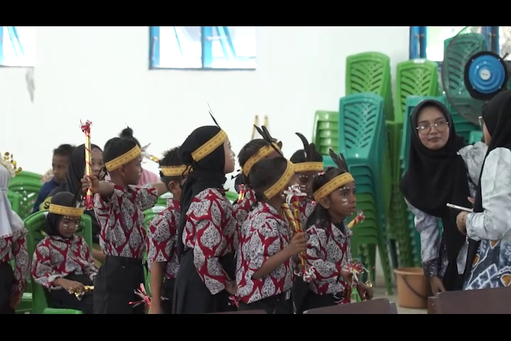 SD Tunas Muda Jhonlin Lepas Angkatan Pertama, Tandai Komitmen Perusahaan Dukung Pendidikan