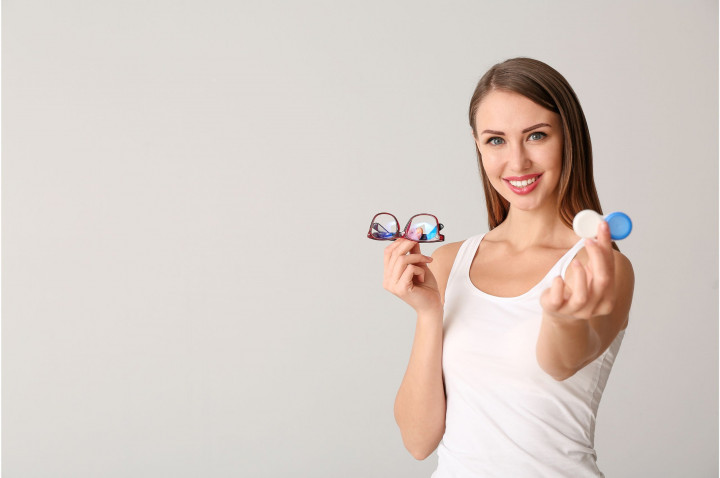 Pergeseran Makna Kontak Lensa: Ketika Eye Care Berubah Menjadi Eye Beauty