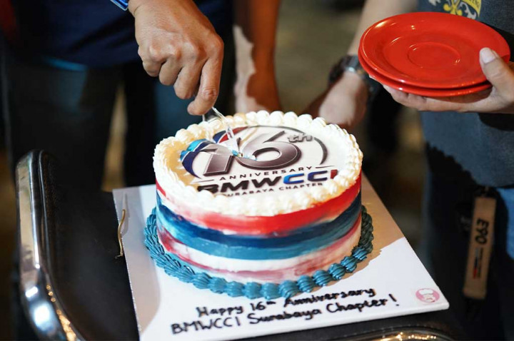Perayaan Rayakan HUT ke-16 BMWCCI Surabaya bareng Repsol