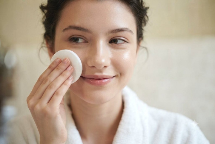 Rahasia Pori-pori Deep Clean Cuma Modal Micellar Water, Emang Bisa?