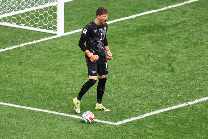 Gregor Kobel Siap Hadang Lionel Messi! Kiper Swiss Percaya Diri Usai Jadi Pahlawan Adu Penalti di Piala Dunia 2026