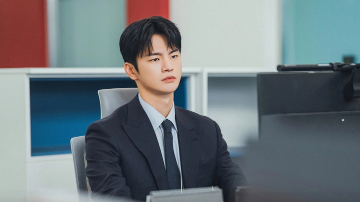 5 Drama Korea Terbaik Seo In-guk, Wajib Tonton Selain See You at Work Tomorrow!