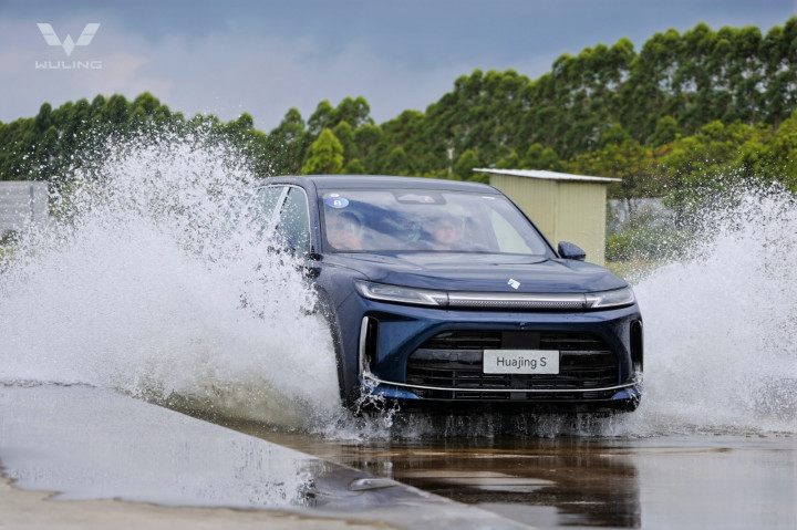 Kencan Singkat dengan Huajing S, SUV Mewah yang Disuntik Teknologi Cerdas Huawei