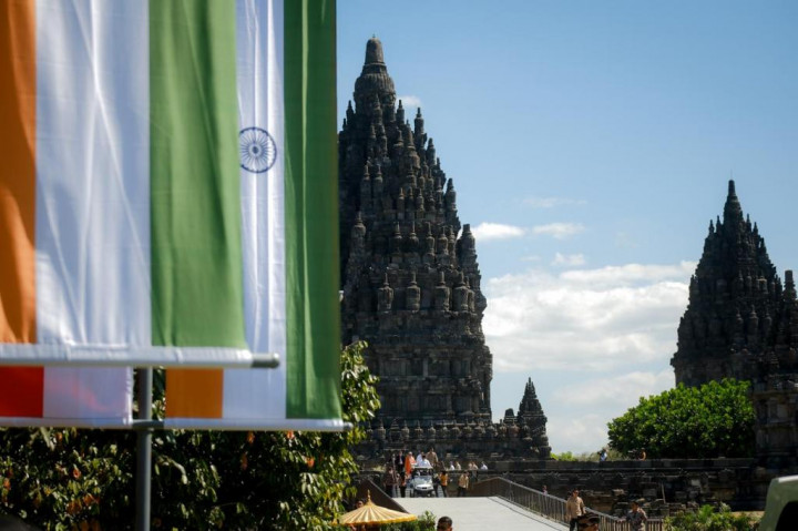 Top Berita Gaya: Kunjungan PM India ke Prambanan hingga Facial Pakai DNA Salmon