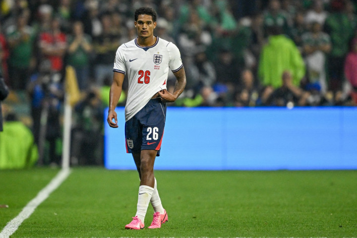 FIFA Resmi Skors Jarell Quansah Dua Laga, Absen hingga Semifinal jika Inggris Lolos