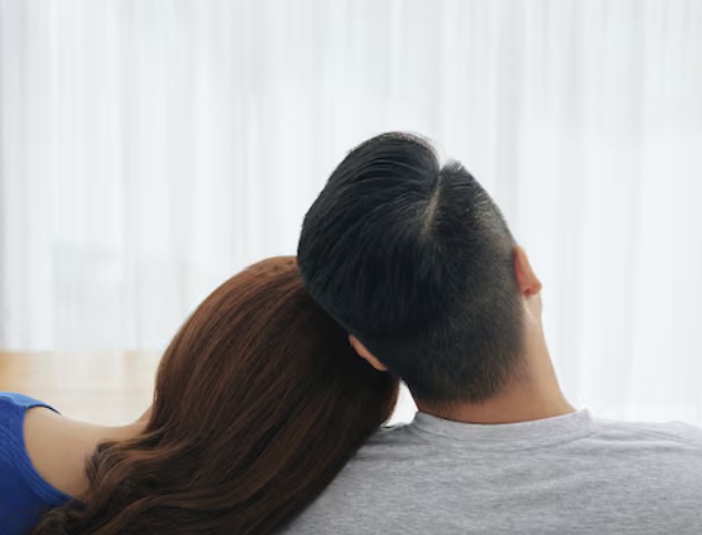 Secara medis, peluang hamil saat Pasutri berhubungan intim di masa menstruasi memang lebih rendah dibandingkan saat masa subur. Ilustrasi Freepik