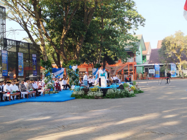 Buka MPLS Ramah 2026, Mendikdasmen Targetkan Sekolah Jadi Rumah Kedua Siswa