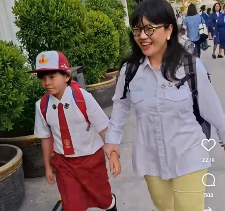 Wamen Stella Cerita Alasan Pindahkan Putranya dari Beijing ke Indonesia dan Tak Pilih Sekolah Internasional